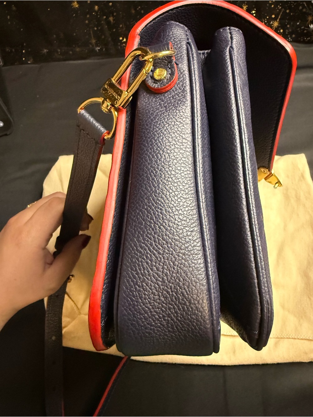 Louis Vuitton Navy Blue Empreinte Métis Shoulderbag - Picture 7 of 11